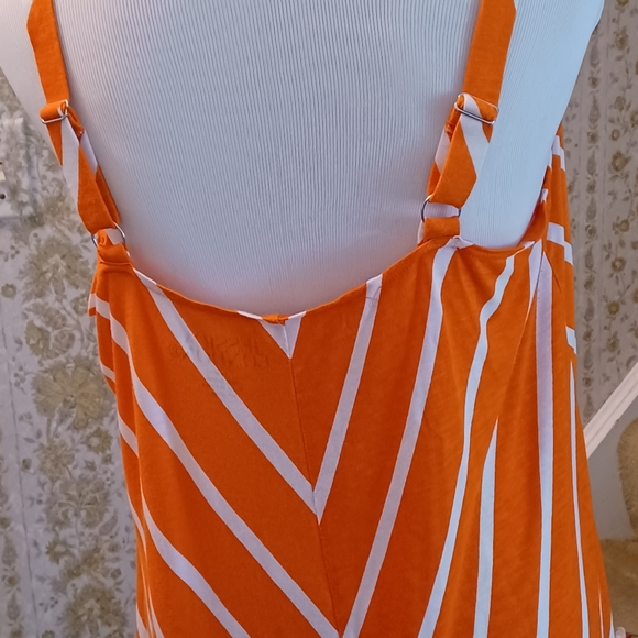 Jessica London tank top with ruffle.  Size 18-20 - Picture 3 of 4